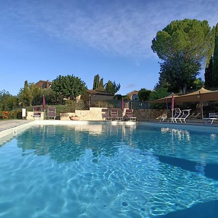 פוג'יבונסי Relais Antico Borgo San Lorenzo מראה חיצוני תמונה