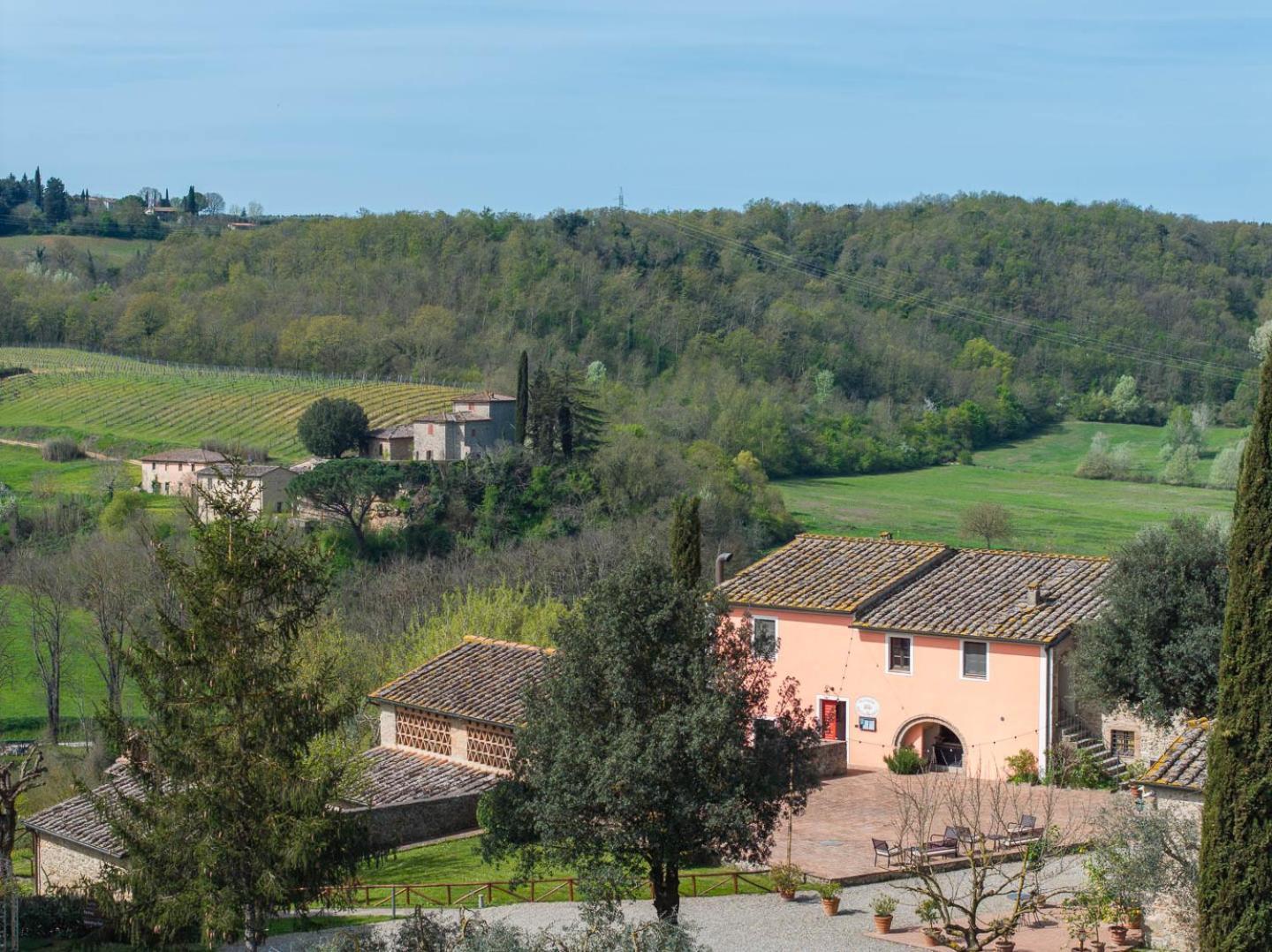 פוג'יבונסי Relais Antico Borgo San Lorenzo מראה חיצוני תמונה