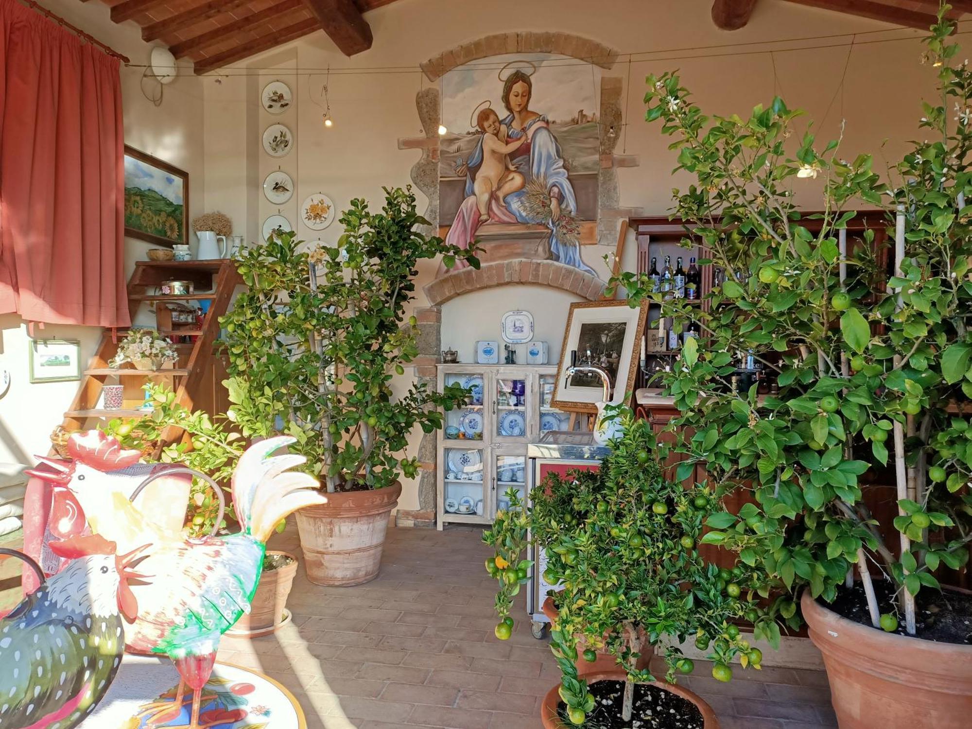 פוג'יבונסי Relais Antico Borgo San Lorenzo מראה חיצוני תמונה